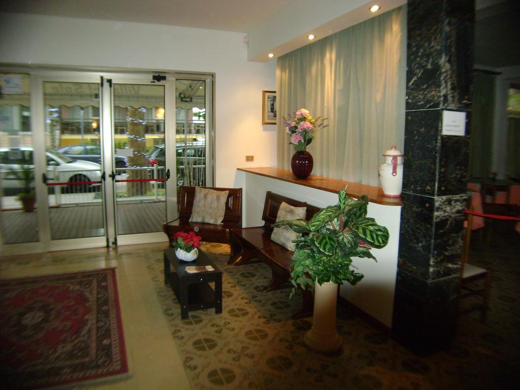 Hotel Villa Del Sole Rimini Exterior foto